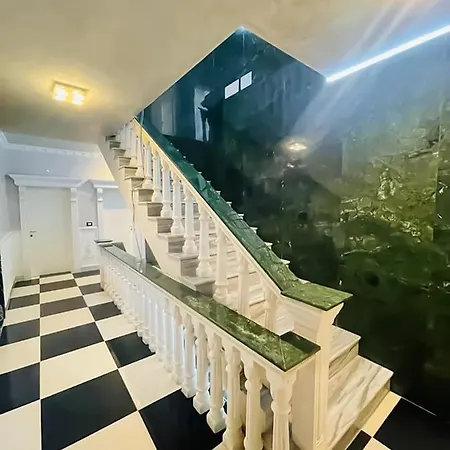 Albanor 아파트호텔 *