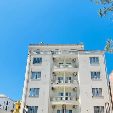 Albanor 아파트호텔