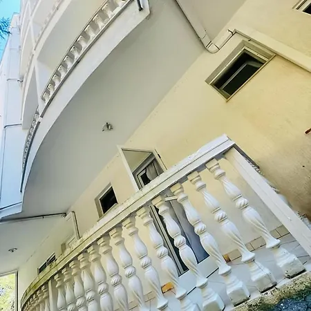 Aparthotel Albanor *