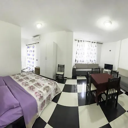 Albanor 아파트호텔 골렘